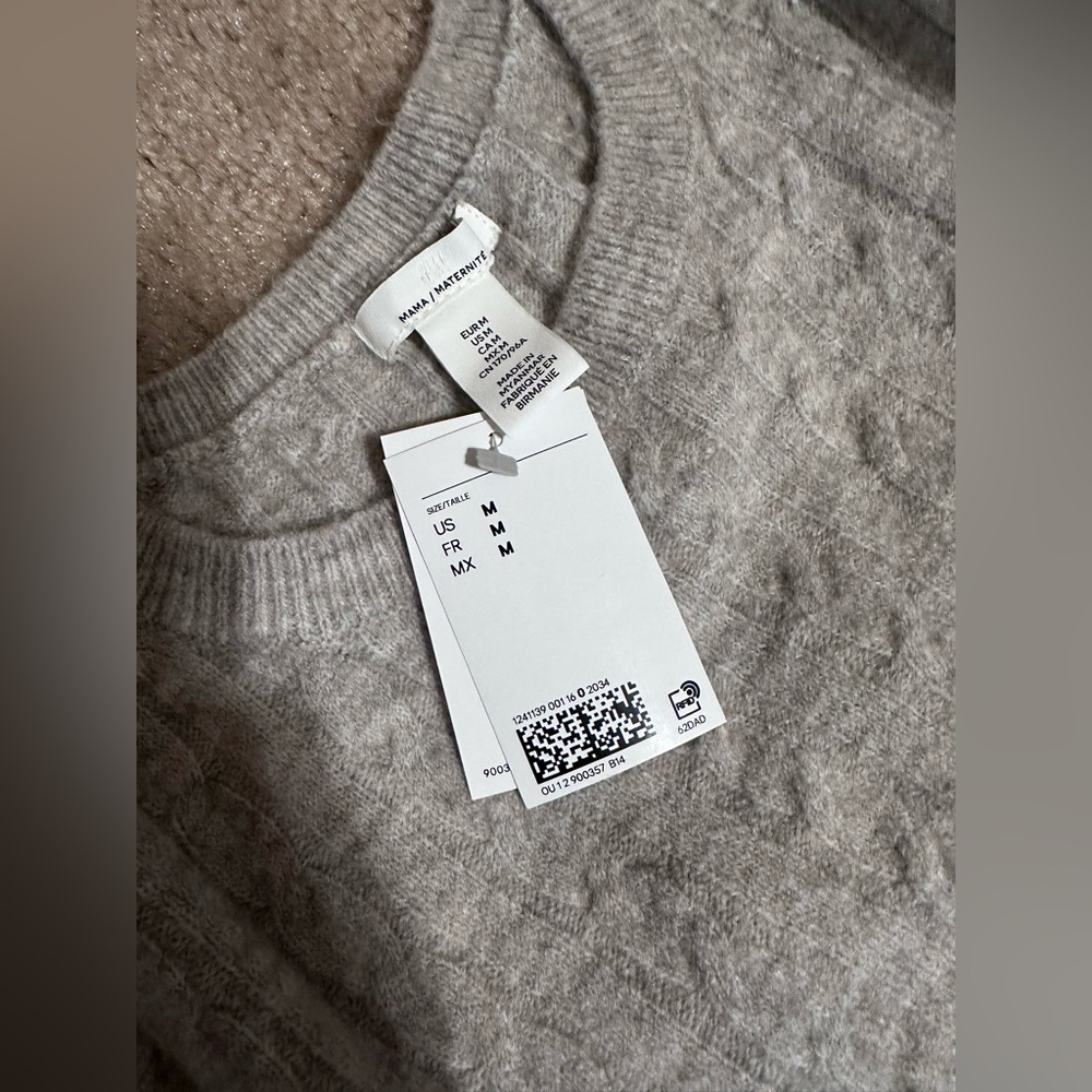 **NWT** Knit Maternity Top/Skirt Set